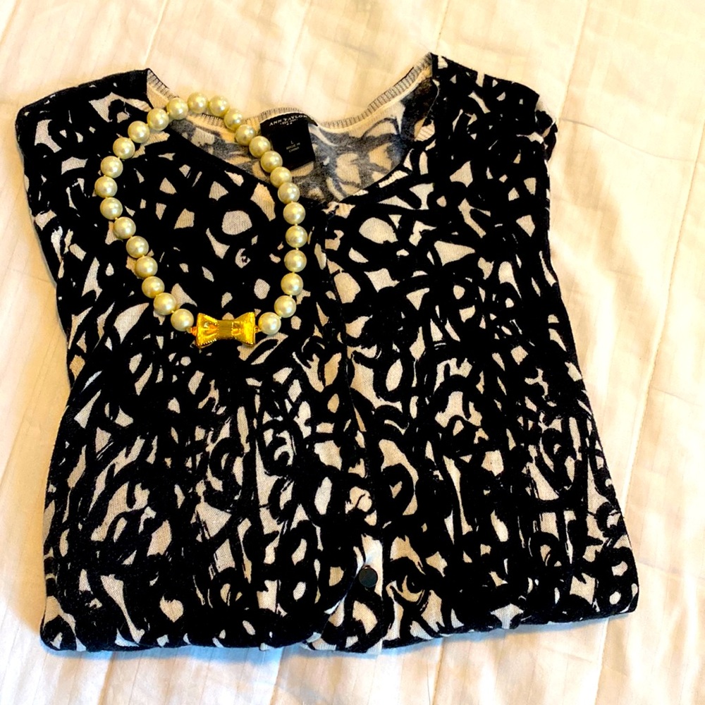 Patterned cardigan